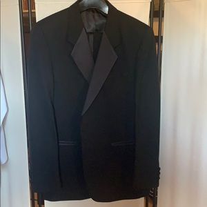 Men’s Tuxedo 42 Regular
